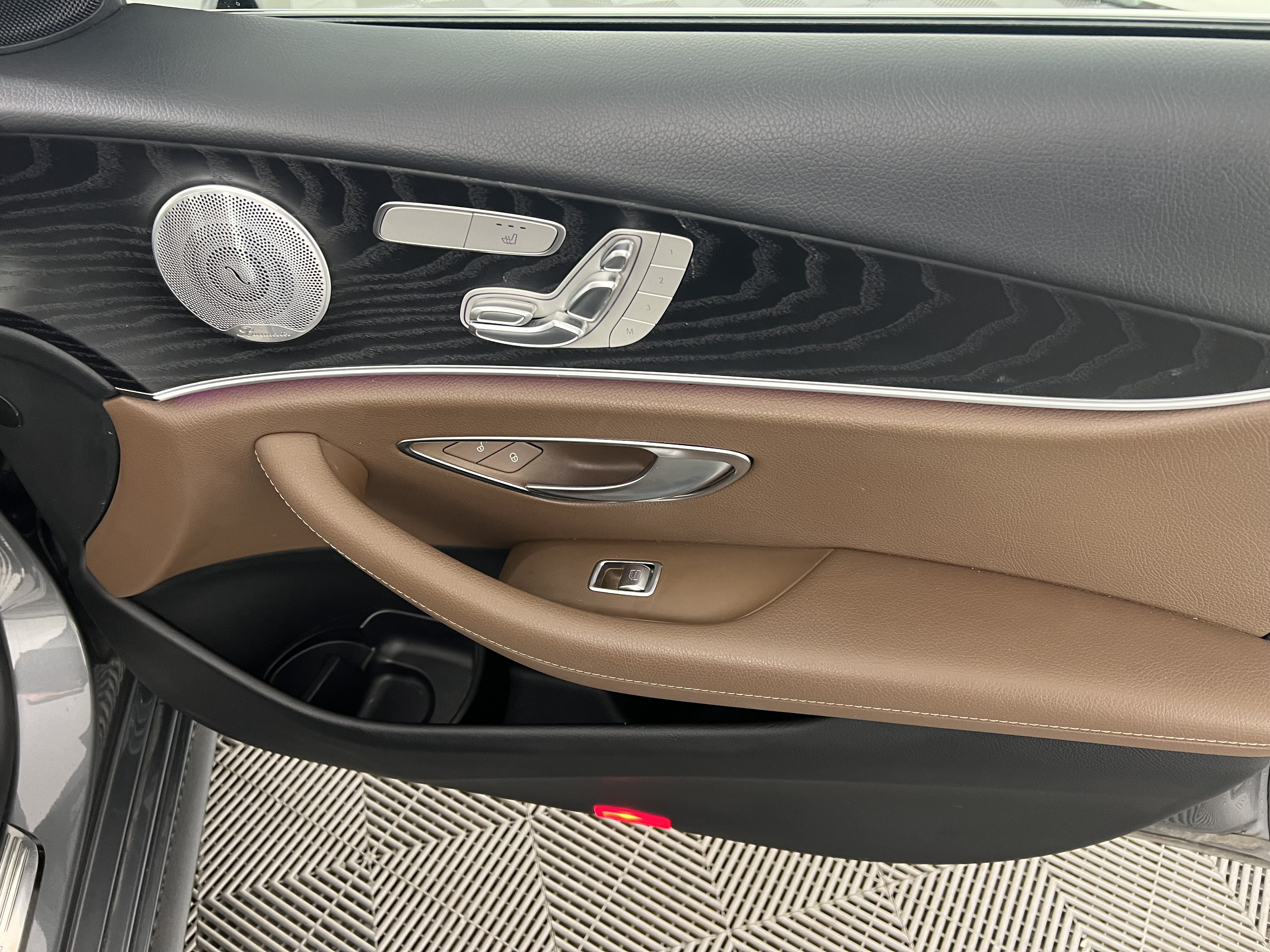 Certified 2020 Mercedes-Benz E 350 4MATIC Sedan image 25