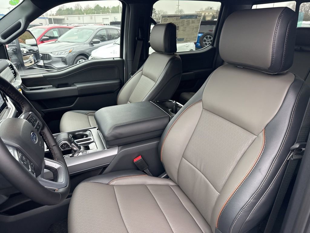 New 2025 Ford F150 Lariat w/ Equipment Group 501A Mid image 19