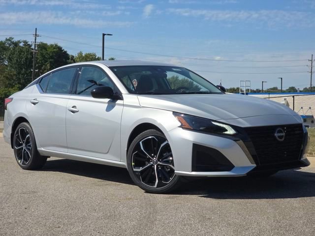 New 2025 Nissan Altima 2.5 SR w/ SR Premium Package video 2