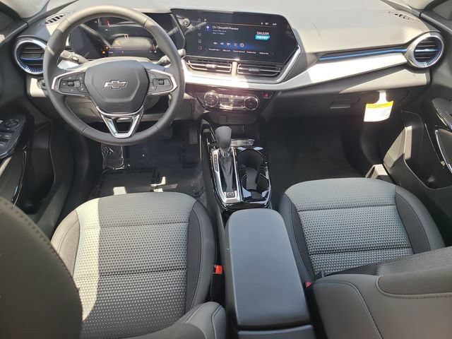 New 2026 Chevrolet Trax LT w/ Midnight Edition FWD image 16