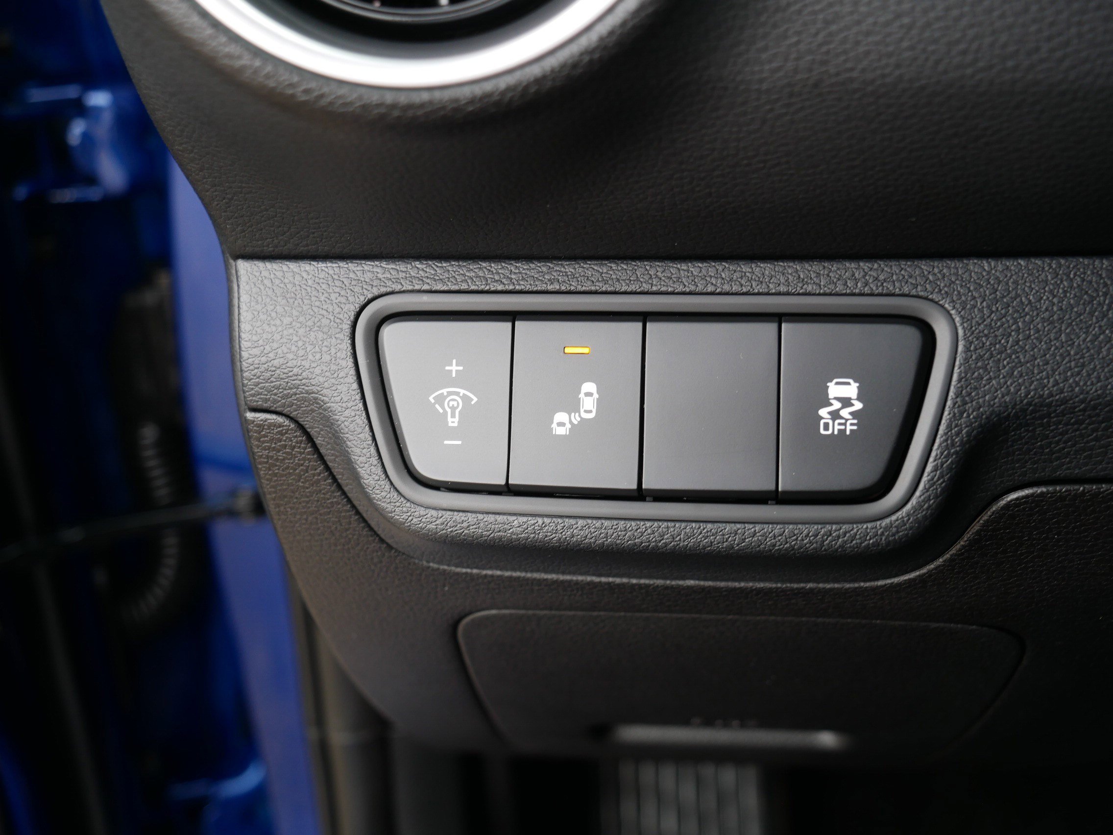 Certified 2023 Kia Forte LXS w/ LXS Technology Package FWD image 26