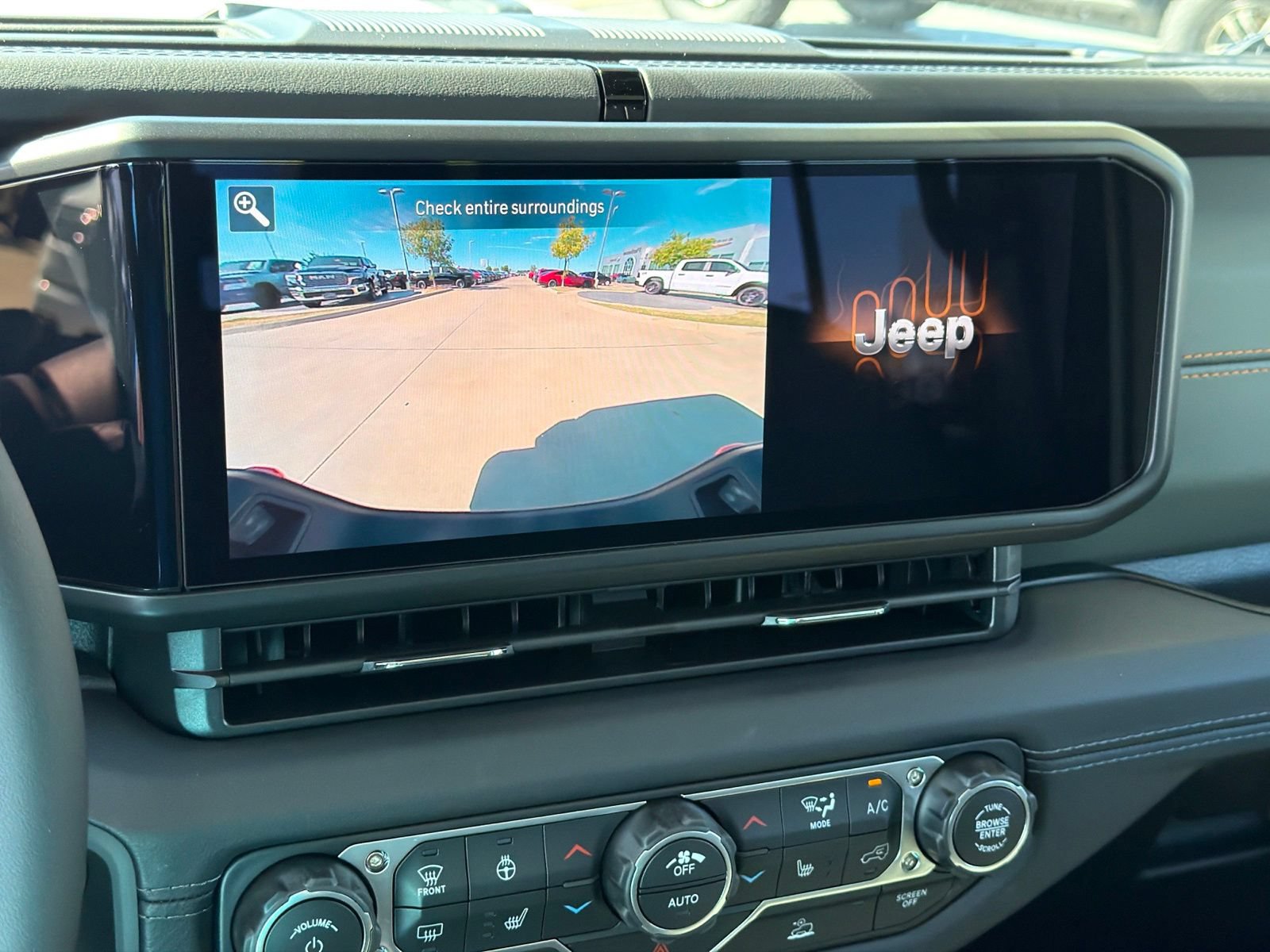 New 2026 Jeep Gladiator Mojave AWD/4WD image 22