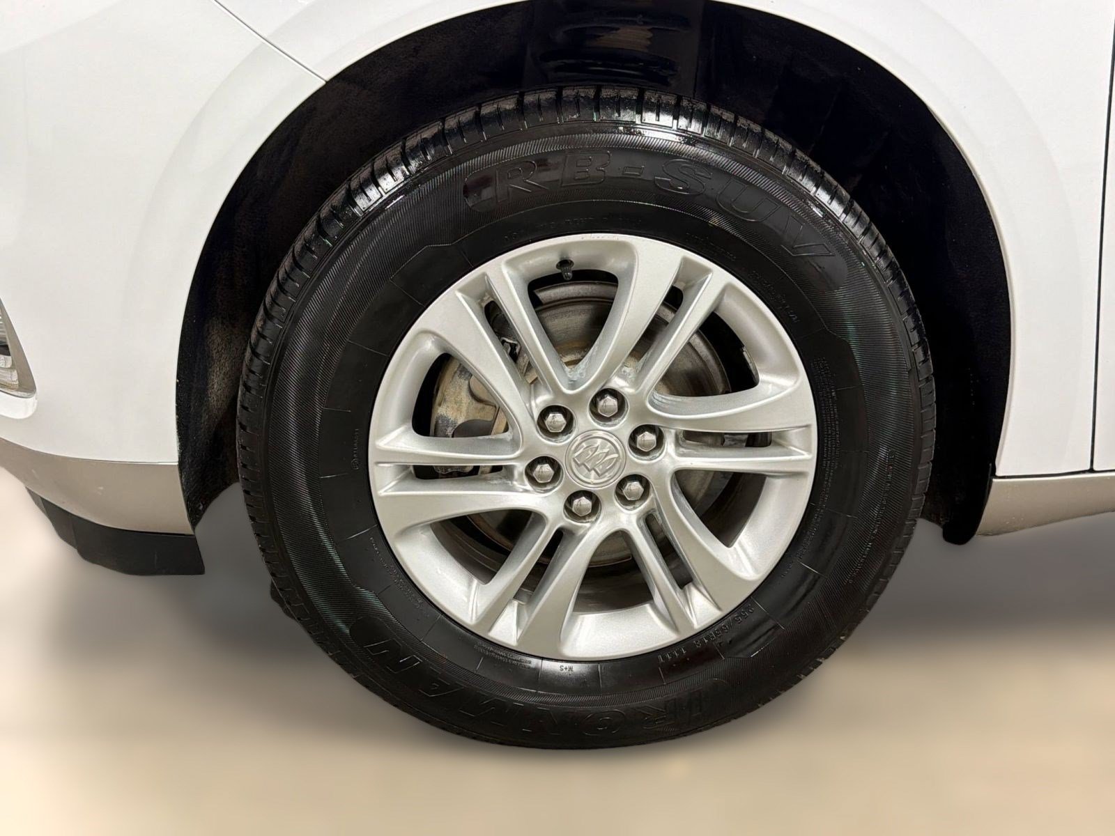 Used 2020 Buick Enclave Essence FWD image 11