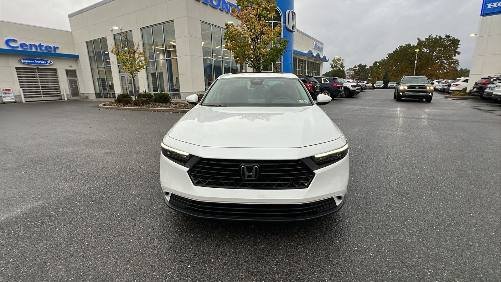 Certified 2023 Honda Accord EX image 9