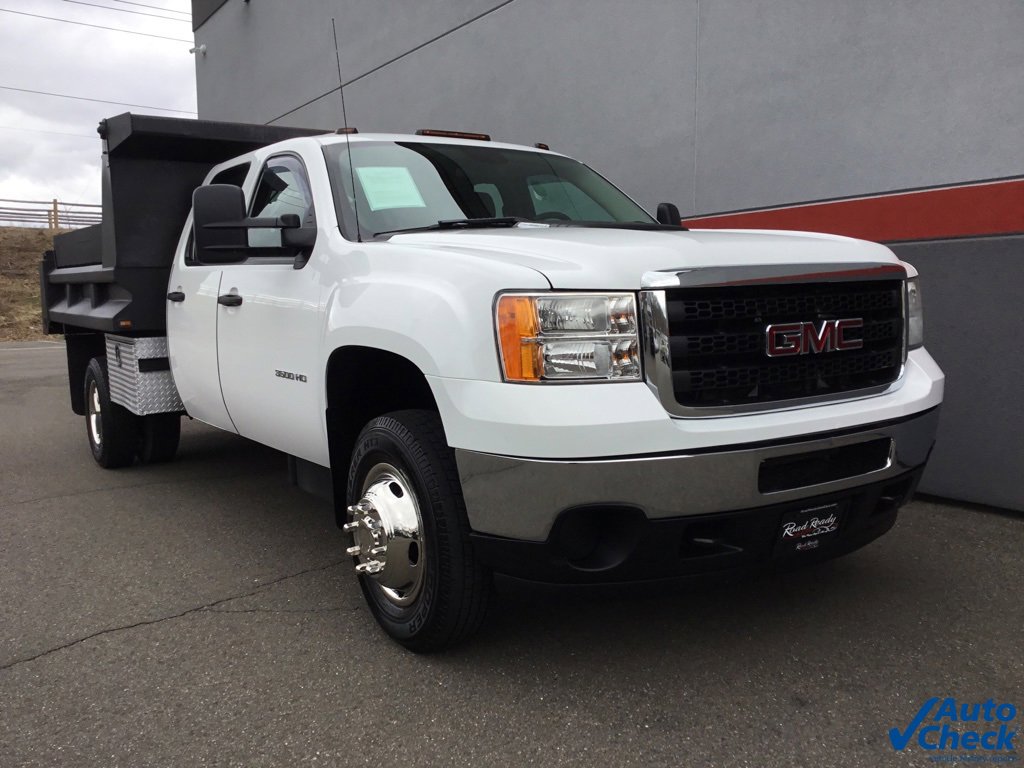 Used 2013 GMC Sierra 3500 W/T w/ Snow Plow Prep Package image 13