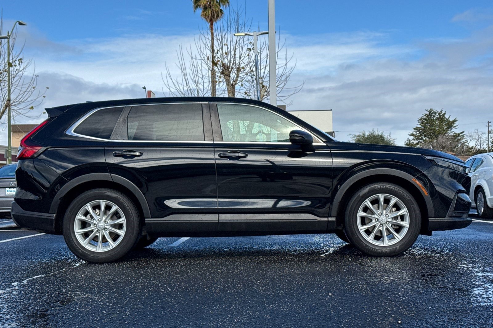 Used 2023 Honda CR-V EX-L image 7