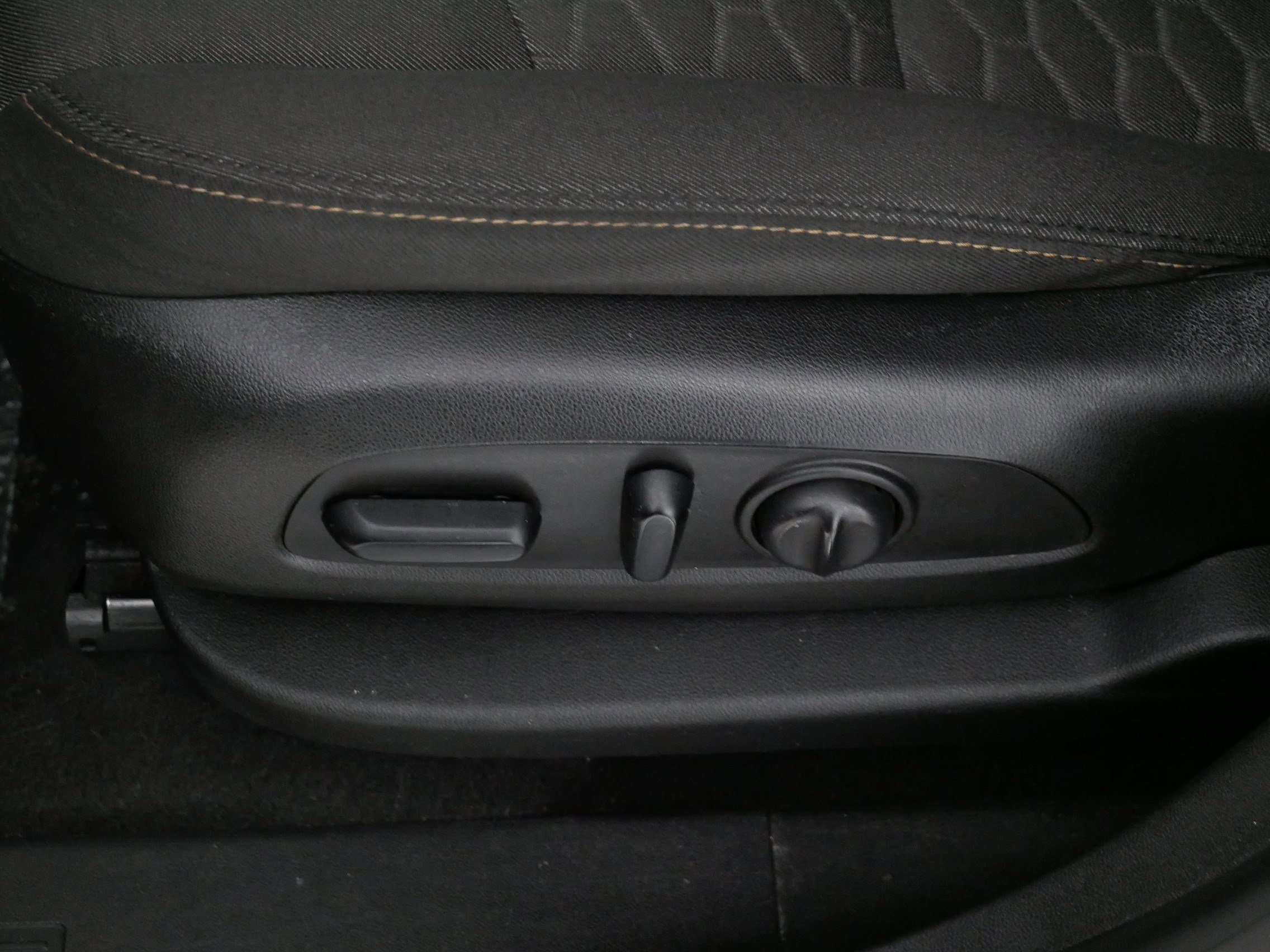 Used 2019 Chevrolet Equinox LT image 20