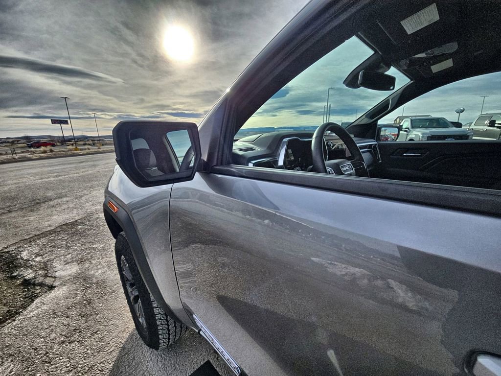 Used 2024 GMC Canyon Elevation w/ Convenience Package image 20
