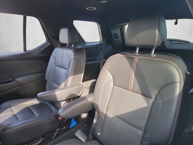 Used 2022 Chevrolet Traverse RS image 14