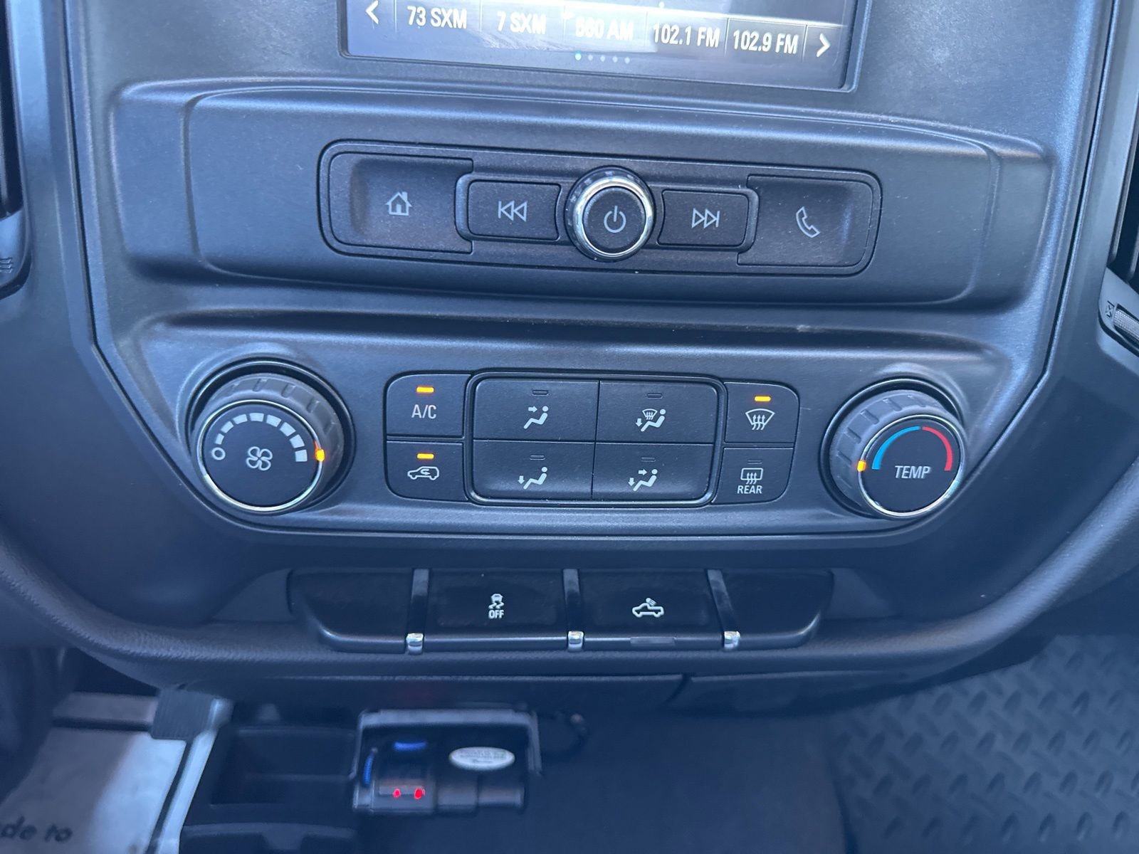 Used 2019 Chevrolet Silverado 1500 Custom w/ Custom Convenience Package AWD/4WD image 20