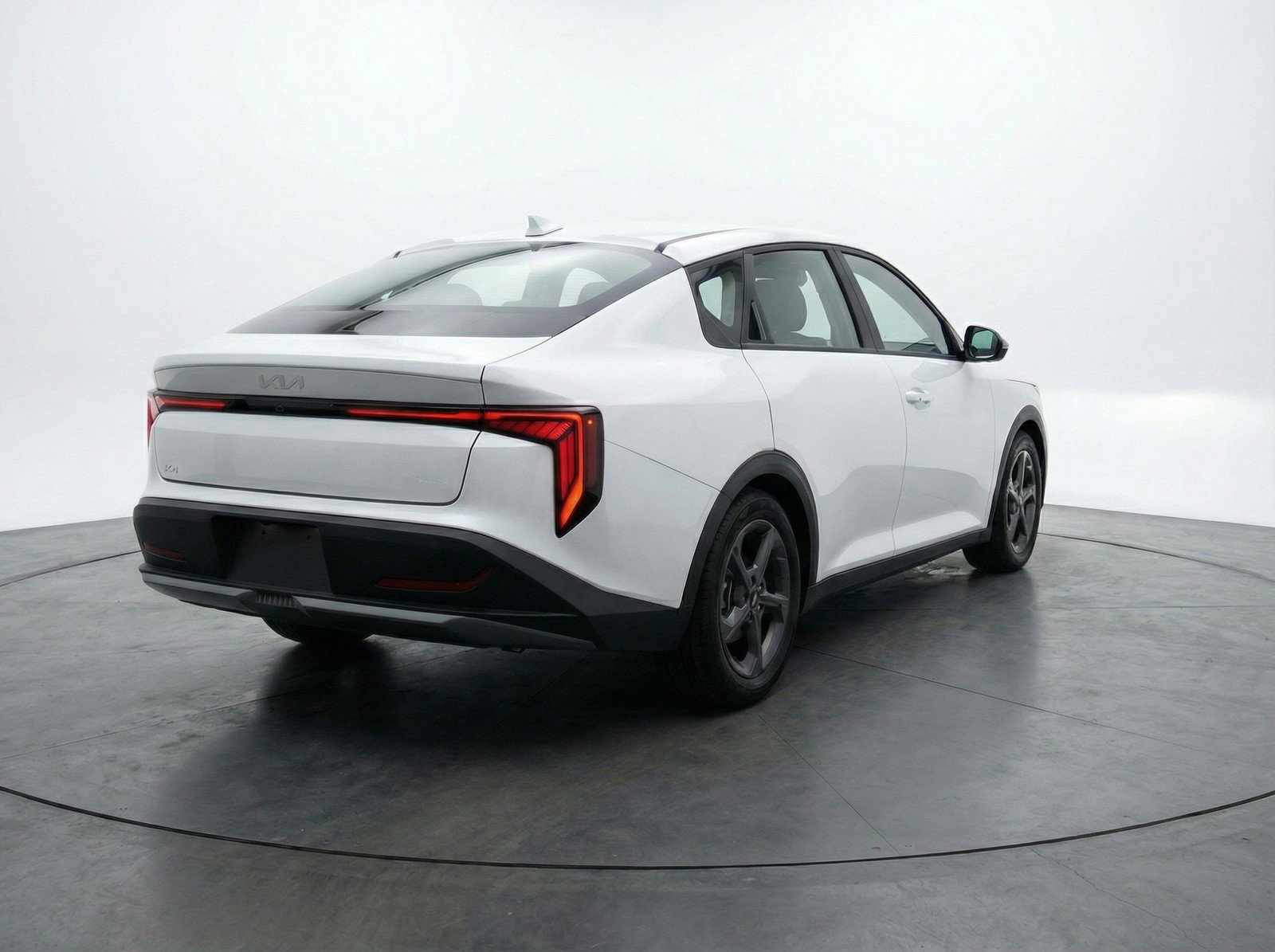 Used 2025 Kia K4 FWD image 9