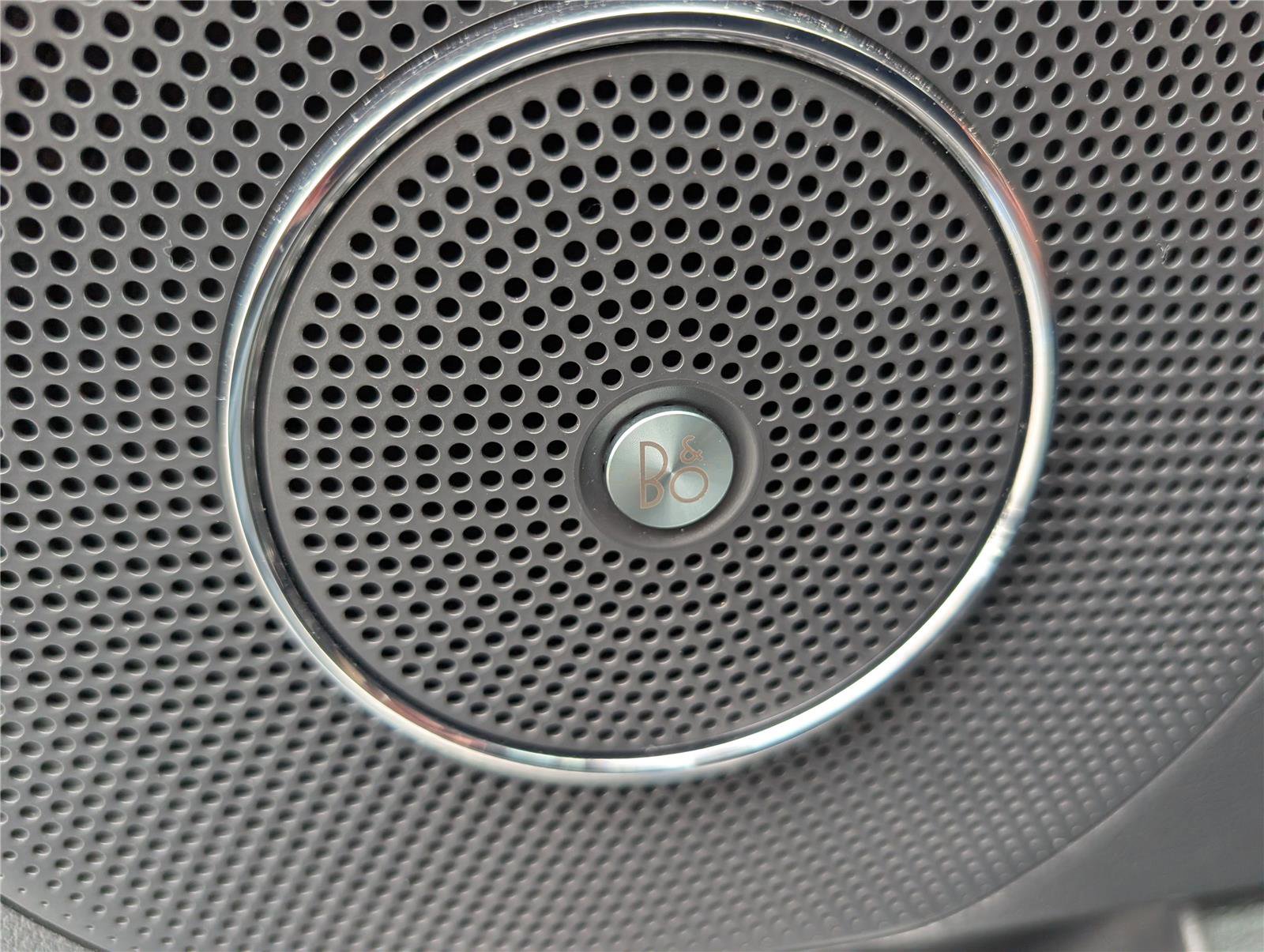 Used 2024 Ford Expedition Limited image 25