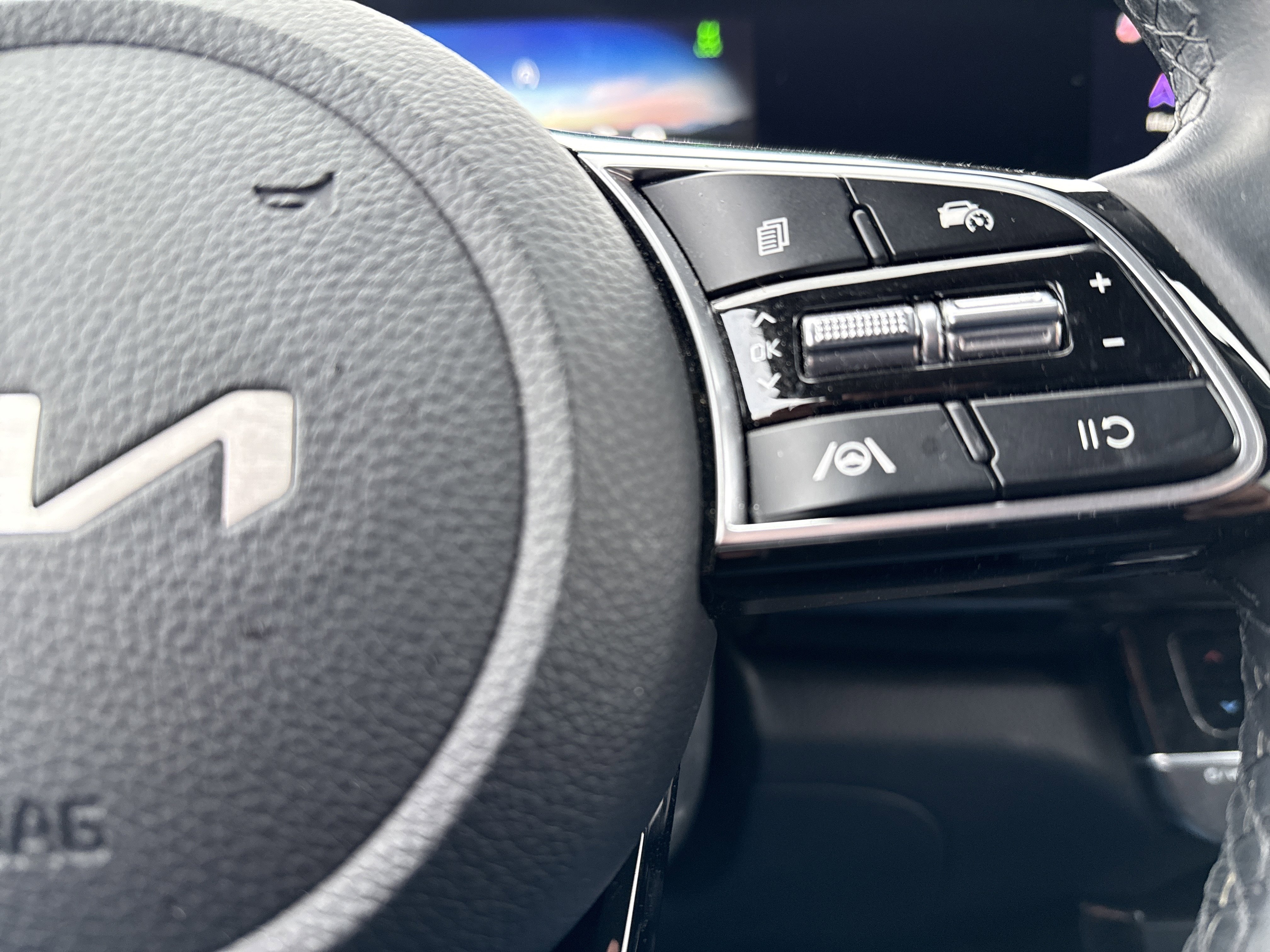 Certified 2024 Kia Seltos S image 19