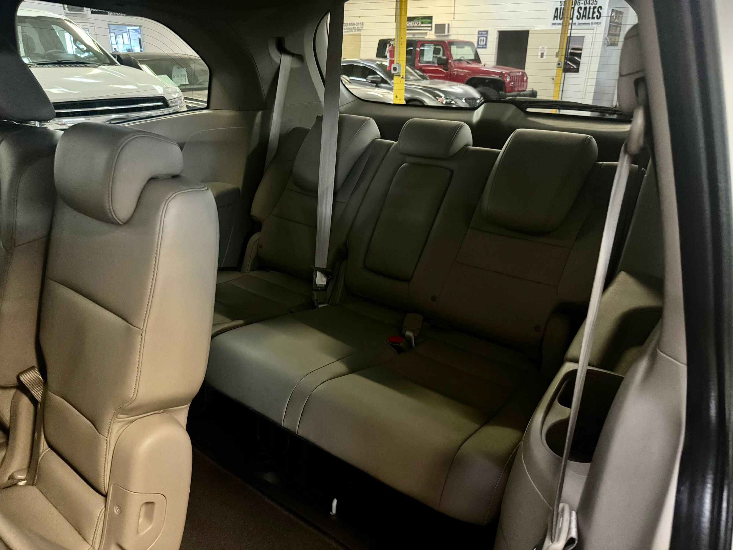 Used 2012 Honda Odyssey Touring image 9