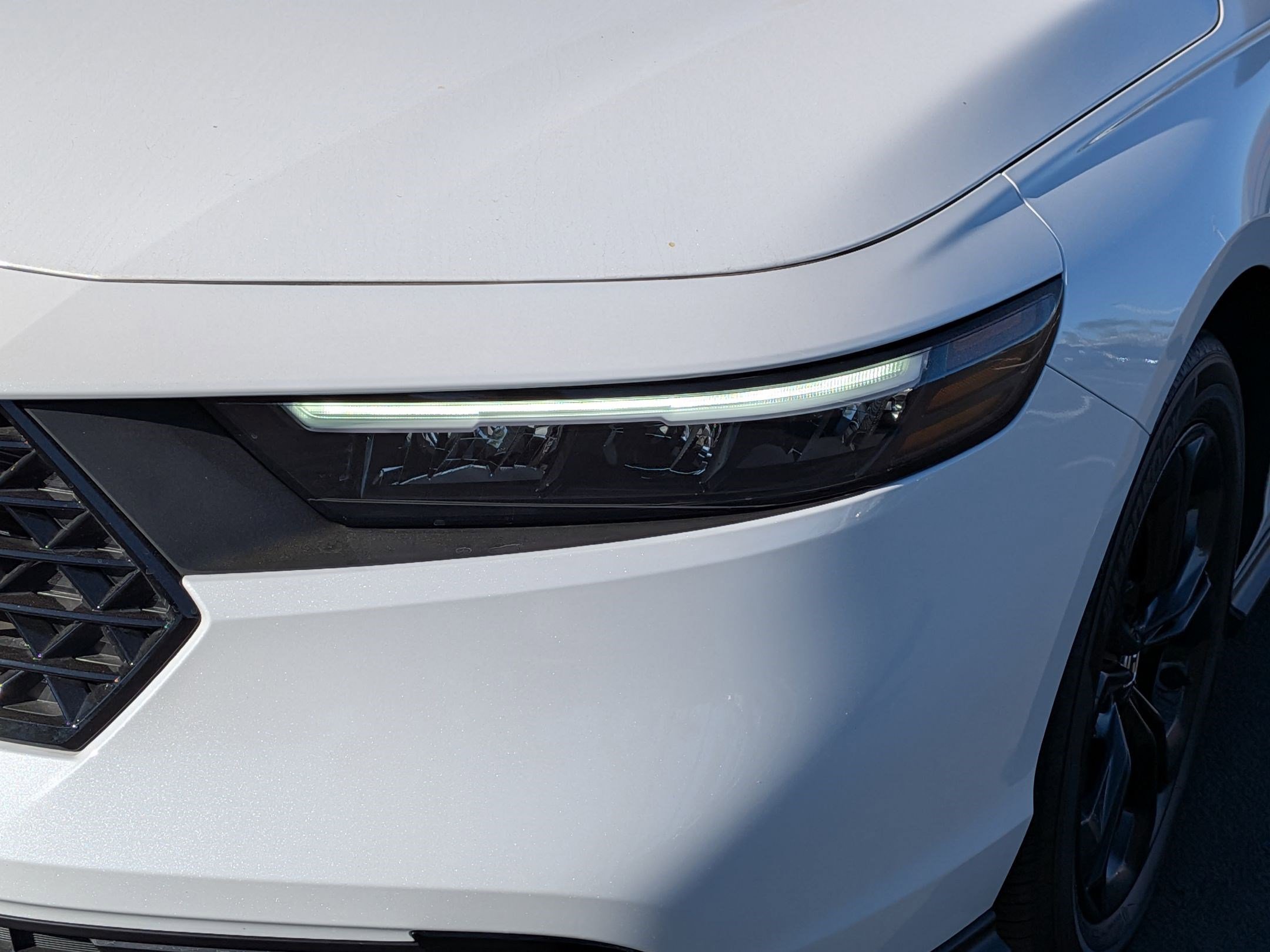 Used 2025 Honda Accord SE image 6