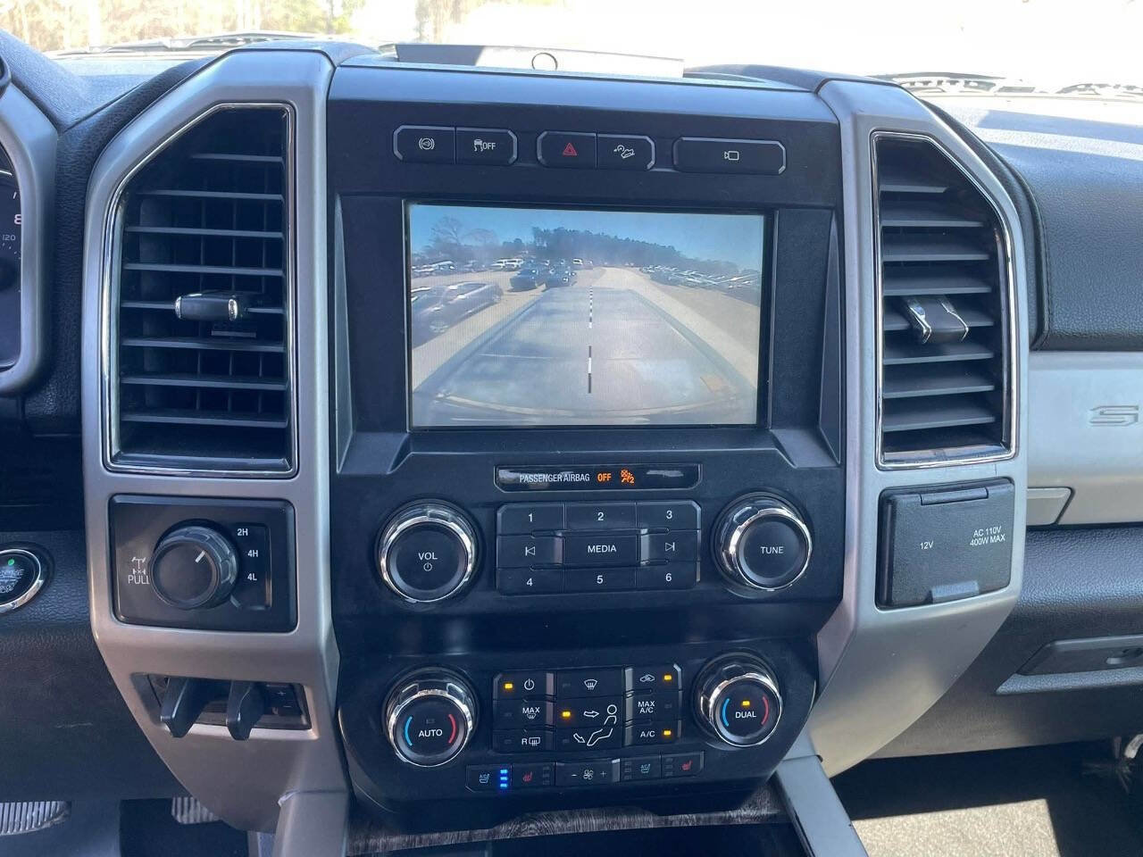 Used 2019 Ford F350 Lariat w/ Lariat Ultimate Package image 15