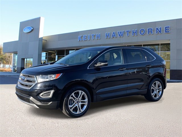Certified 2018 Ford Edge Titanium w/ Equipment Group 301A image 3