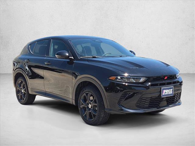 Used 2023 Dodge Hornet GT w/ GT Blacktop Package AWD/4WD image 3