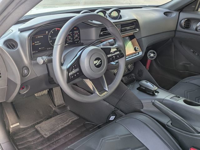 Used 2025 Nissan Z Sport w/ Floor Mat Package image 30