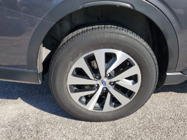 Used 2020 Subaru Outback Premium AWD/4WD image 29