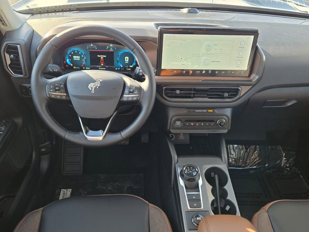 New 2025 Ford Bronco Sport Outer Banks w/ Outer Banks Tech Package+ image 18