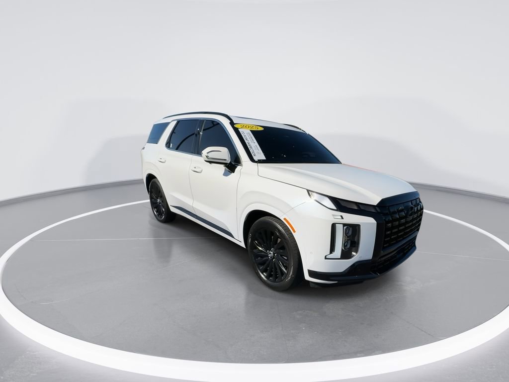 Used 2025 Hyundai Palisade Calligraphy image 2