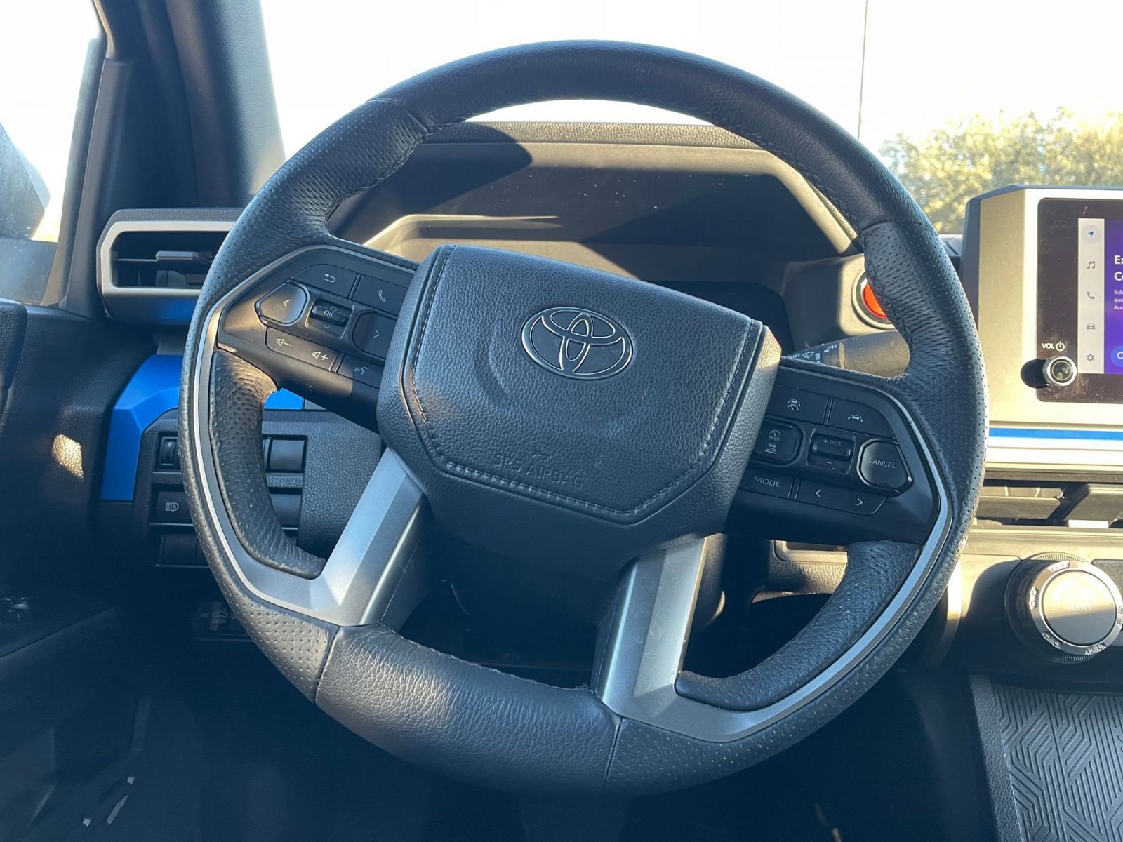 Used 2025 Toyota Tacoma TRD Off-Road image 28