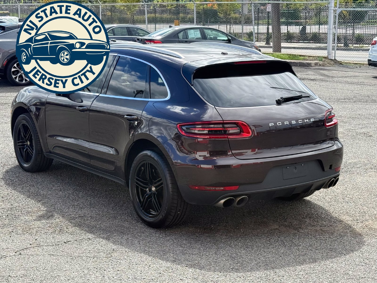 Used 2015 Porsche Macan S w/ Premium Package Plus AWD/4WD image 3