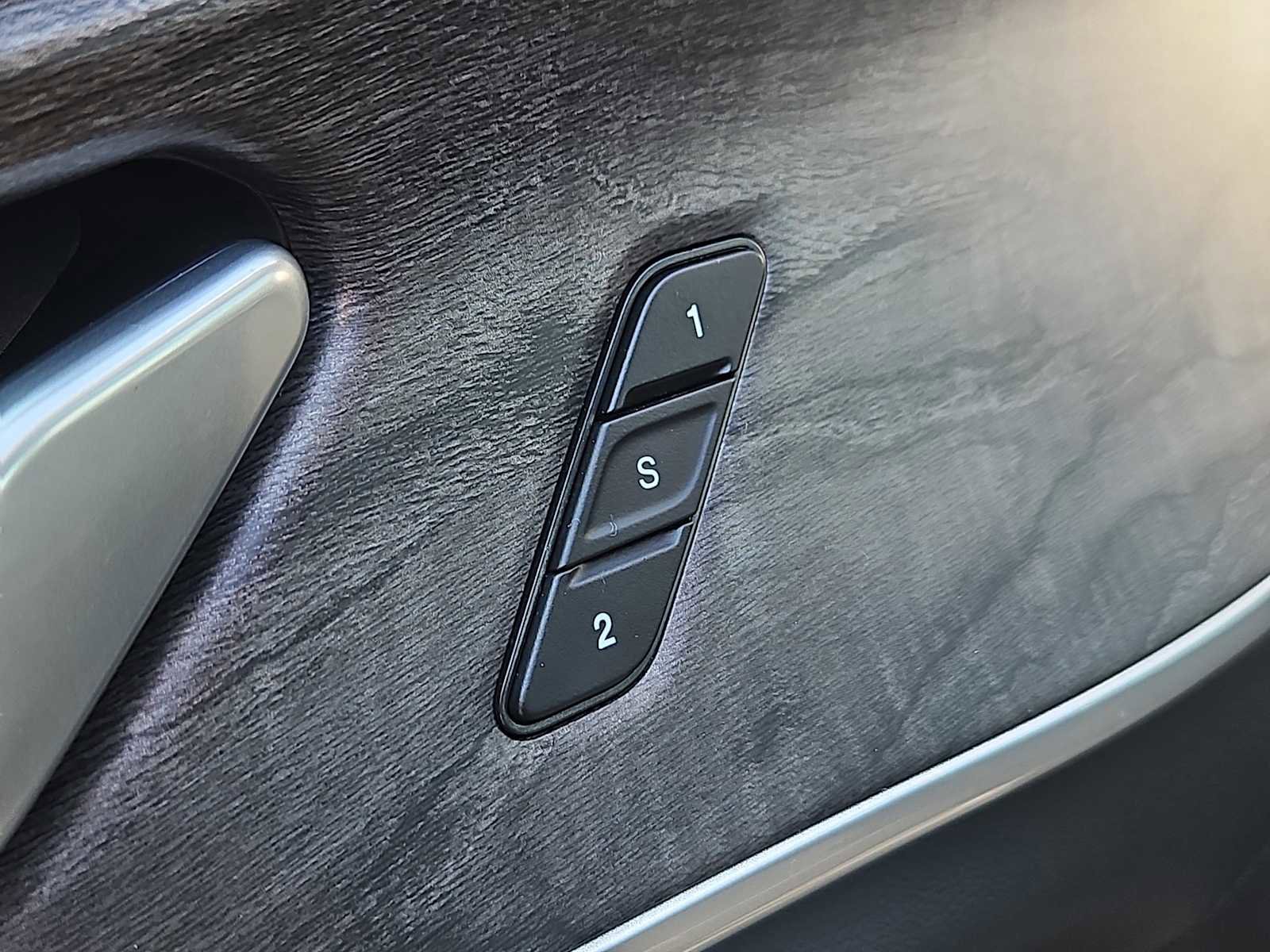 Used 2021 Jeep Grand Cherokee L Limited image 21