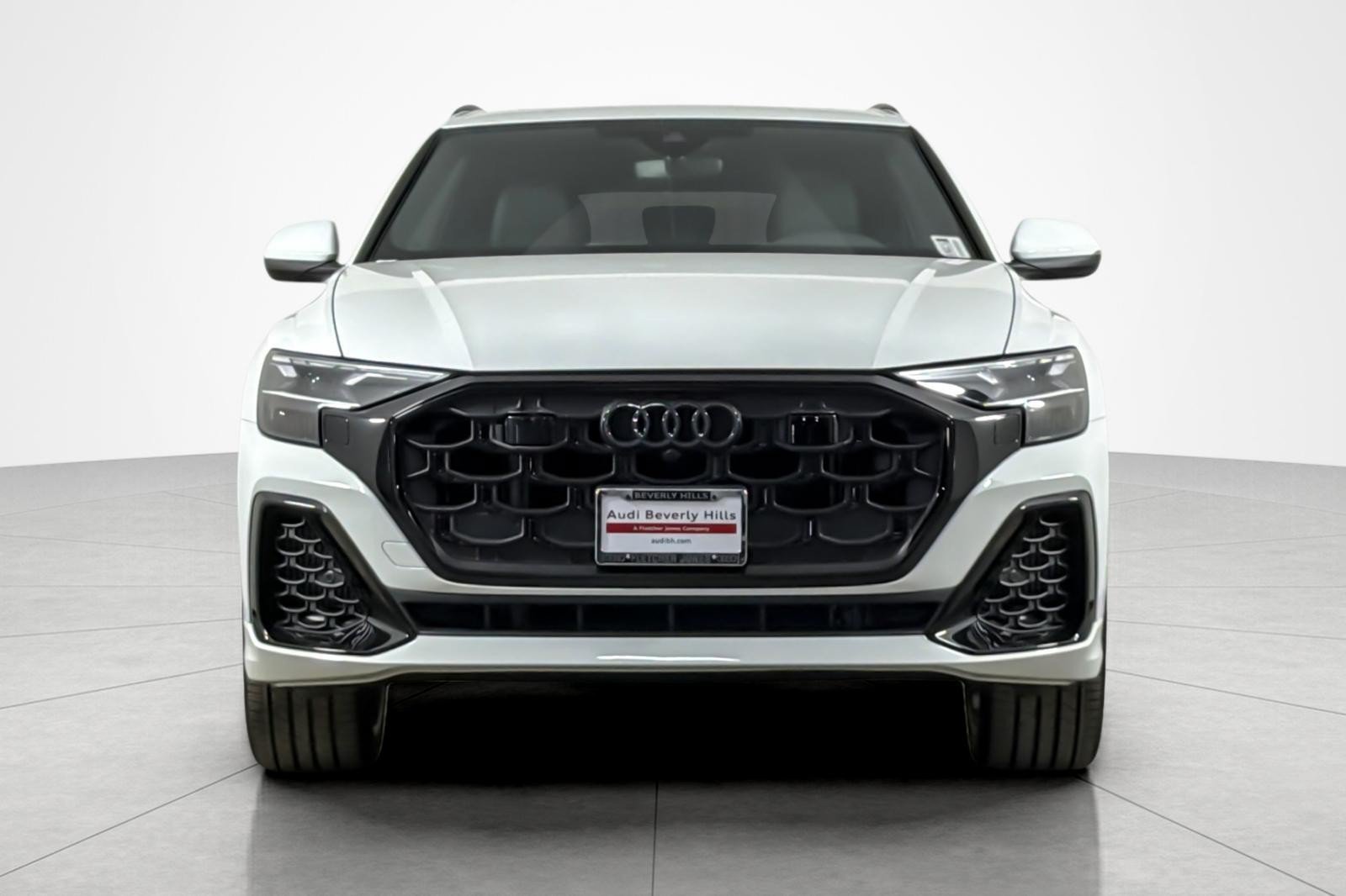 Used 2025 Audi Q8 Premium Plus w/ Premium Plus Package AWD/4WD image 8