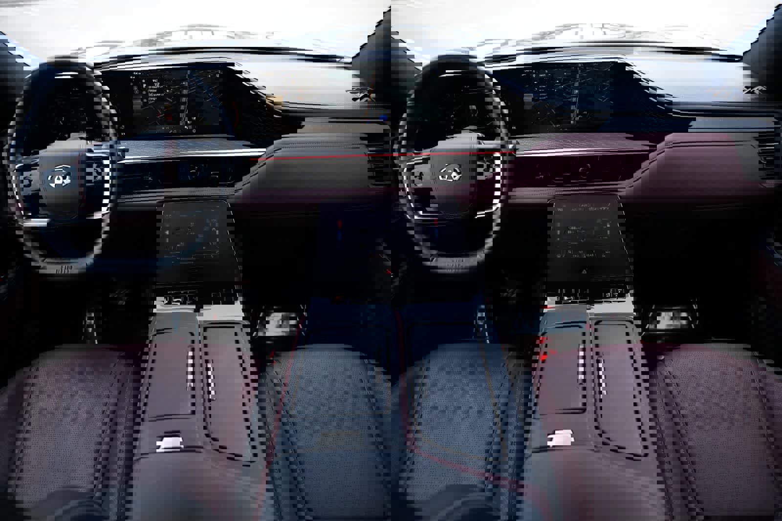 Certified 2025 INFINITI QX80 Autograph w/ Autograph Exterior Package image 5