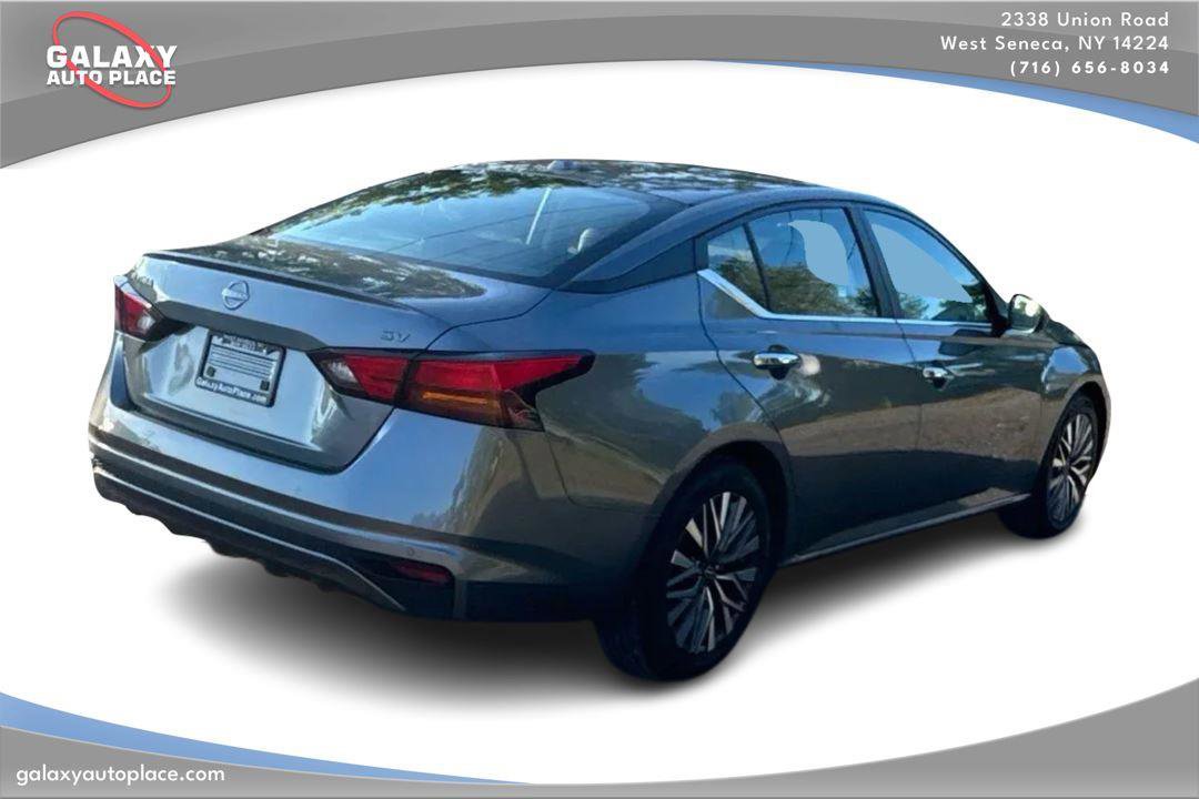 Used 2023 Nissan Altima 2.5 SV image 5