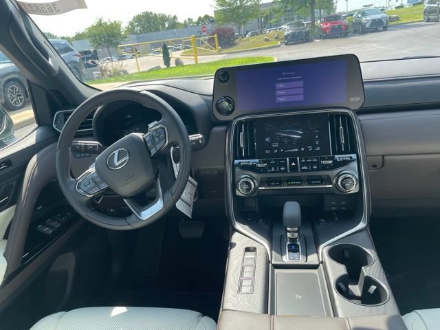 New 2026 Lexus LX 700h Luxury w/ Appearance Package AWD/4WD image 19
