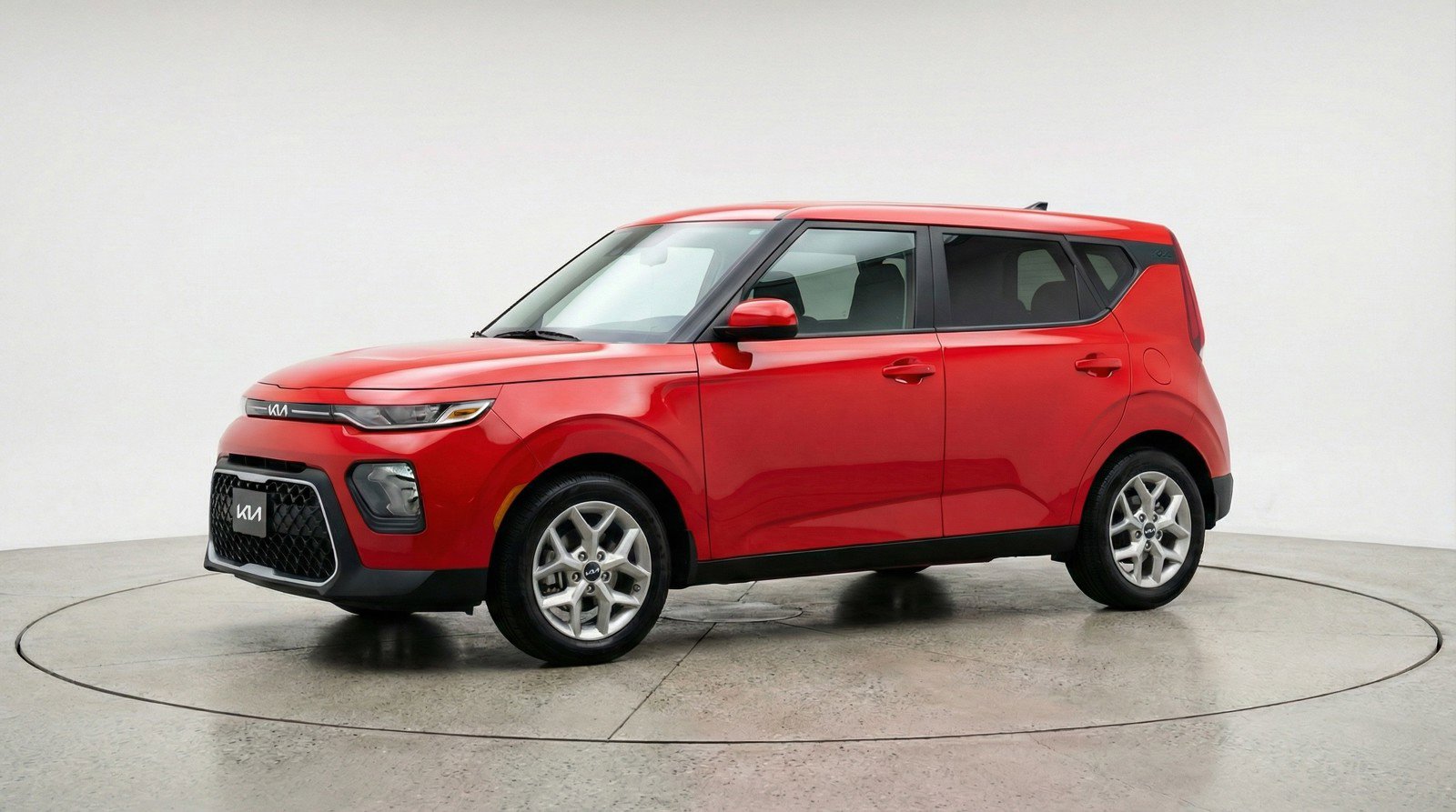 Used 2025 Kia Soul LX w/ LX Technology Package image 3