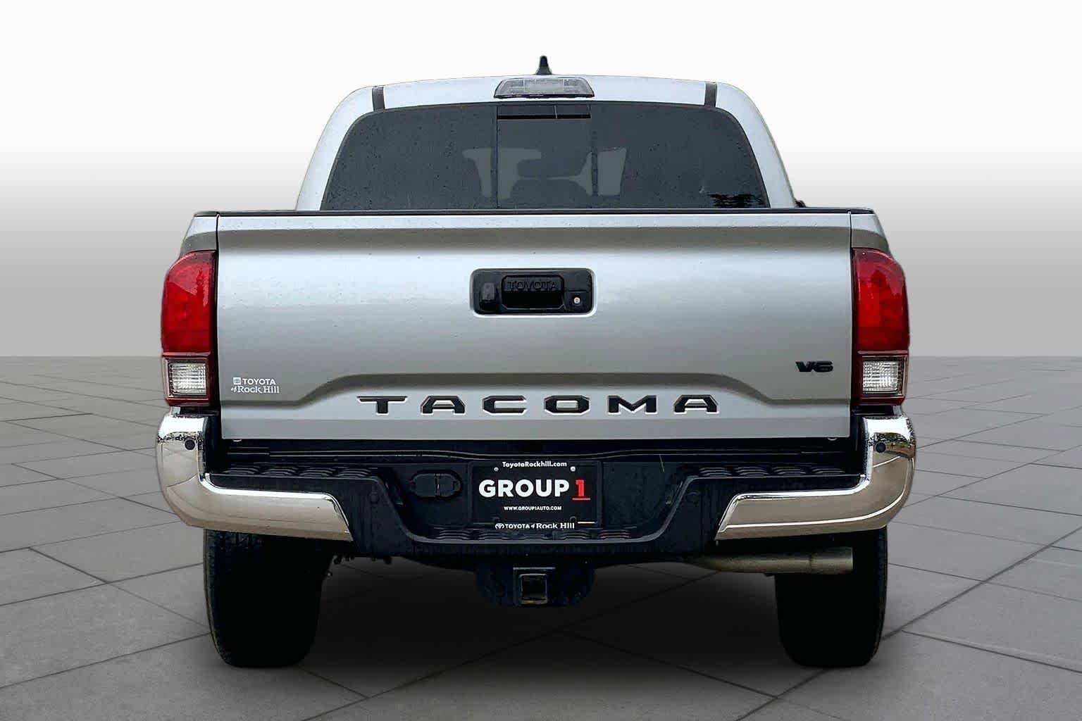 Used 2023 Toyota Tacoma SR5 RWD image 5