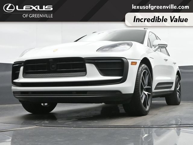 Used 2023 Porsche Macan Turbo AWD/4WD image 31