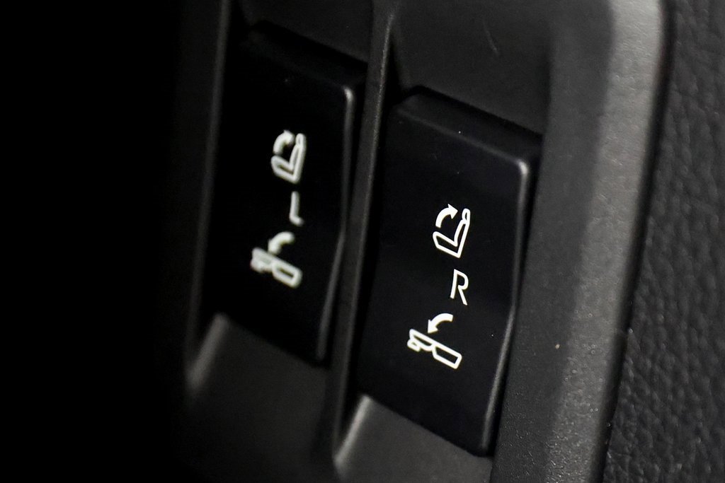 Used 2025 Lexus GX 550 image 14