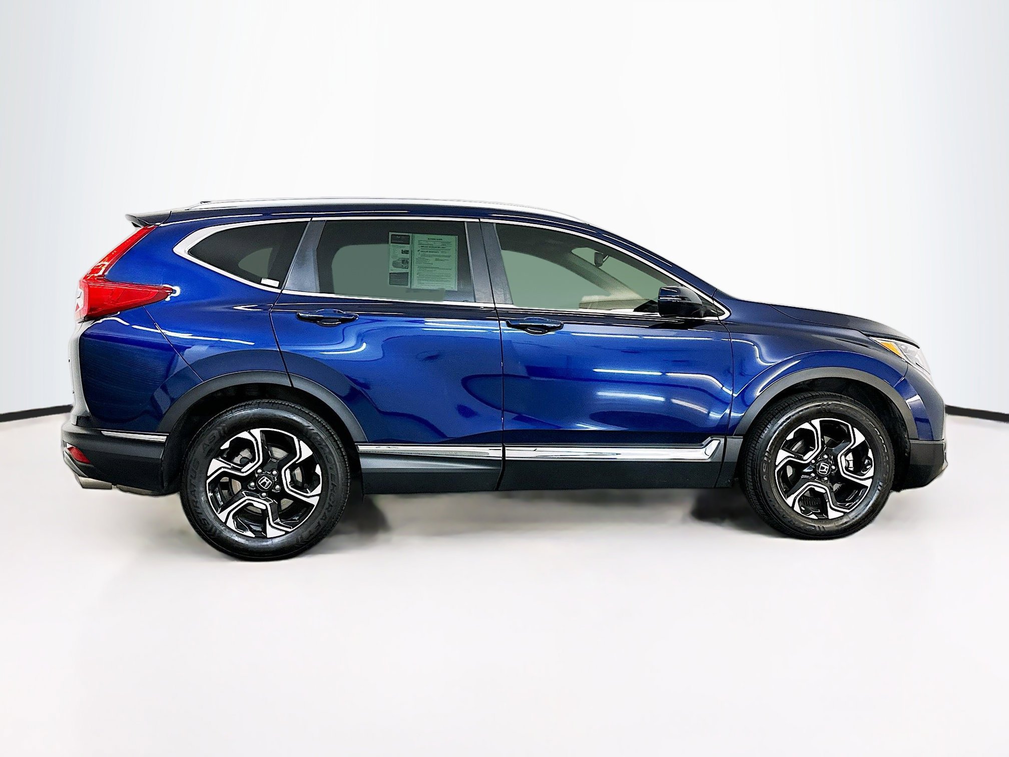Used 2018 Honda CR-V Touring image 10