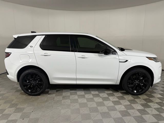 New 2025 Land Rover Discovery Sport S image 8