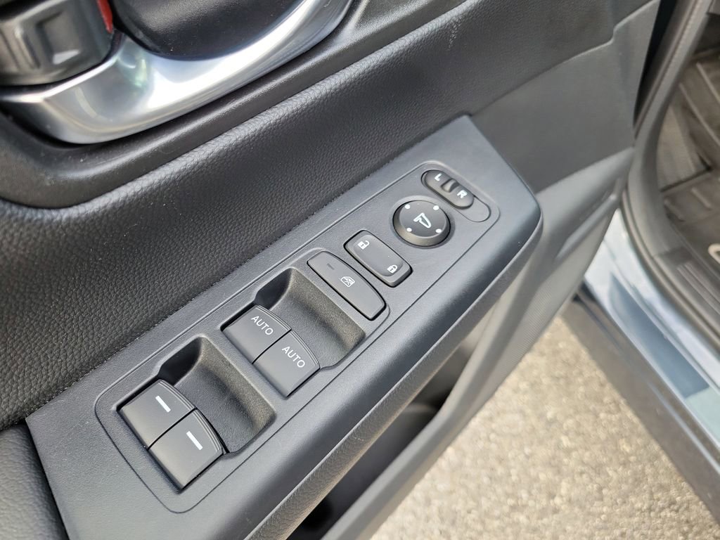 Certified 2025 Honda CR-V Sport image 21