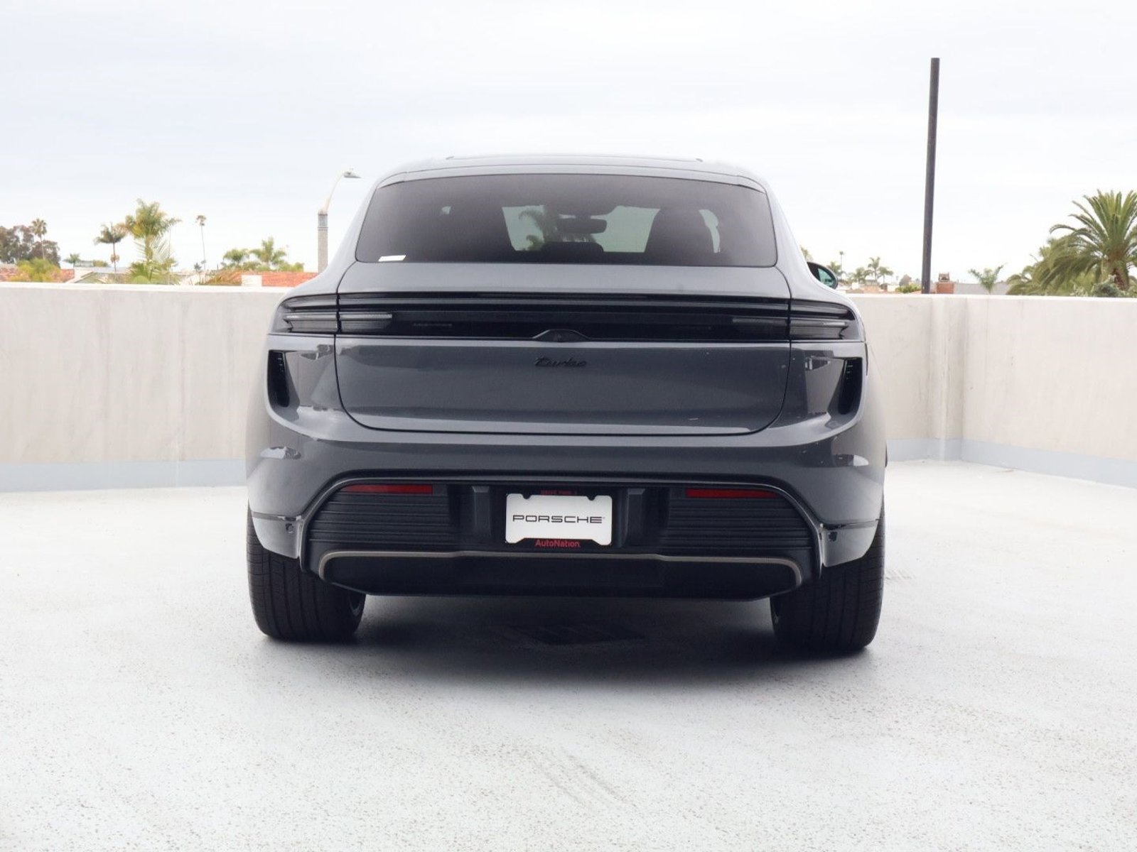 New 2026 Porsche Macan Turbo Electric AWD/4WD image 10