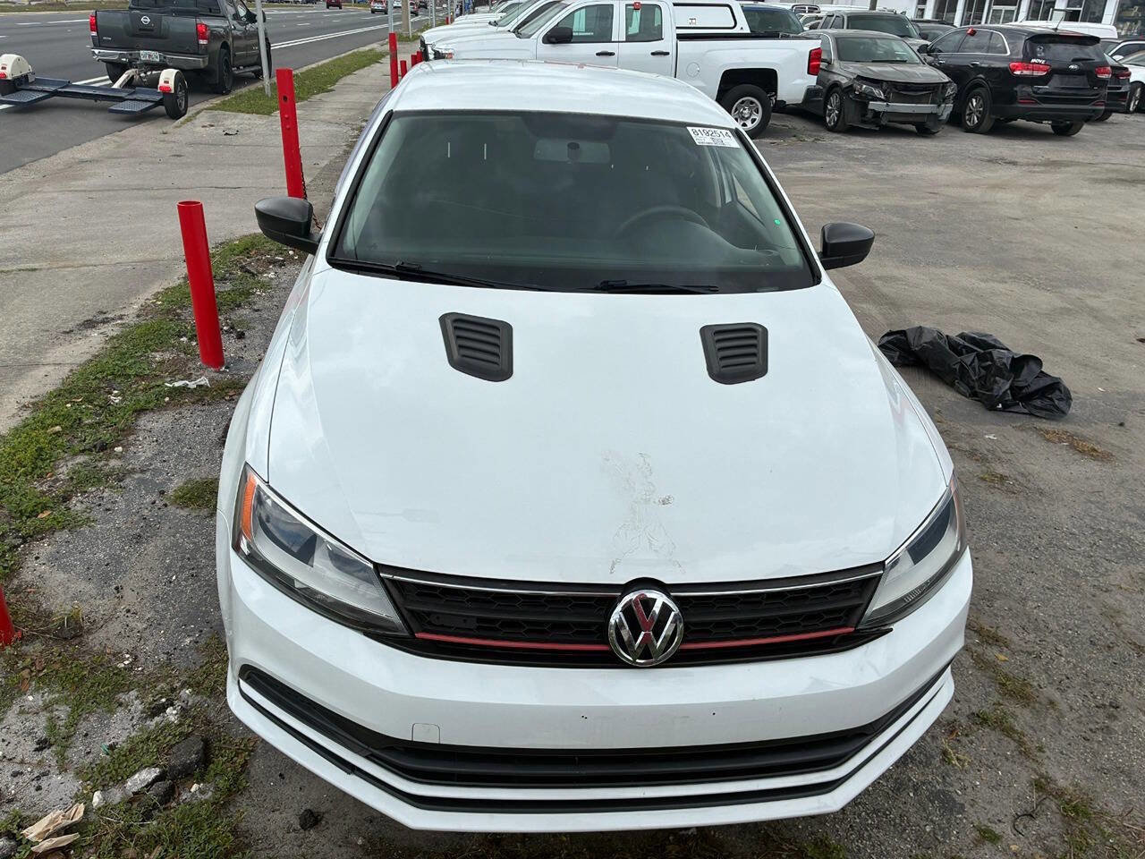 Used 2015 Volkswagen Jetta S image 1