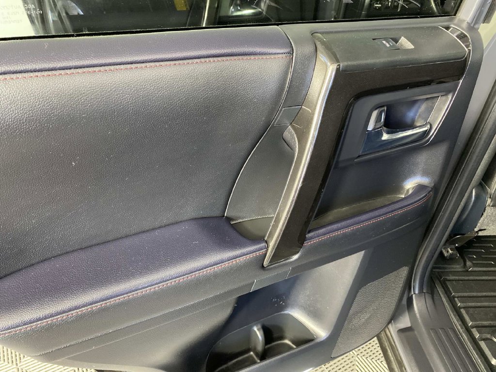 Used 2024 Toyota 4Runner TRD Off-Road Premium w/ Moonroof Package AWD/4WD image 27