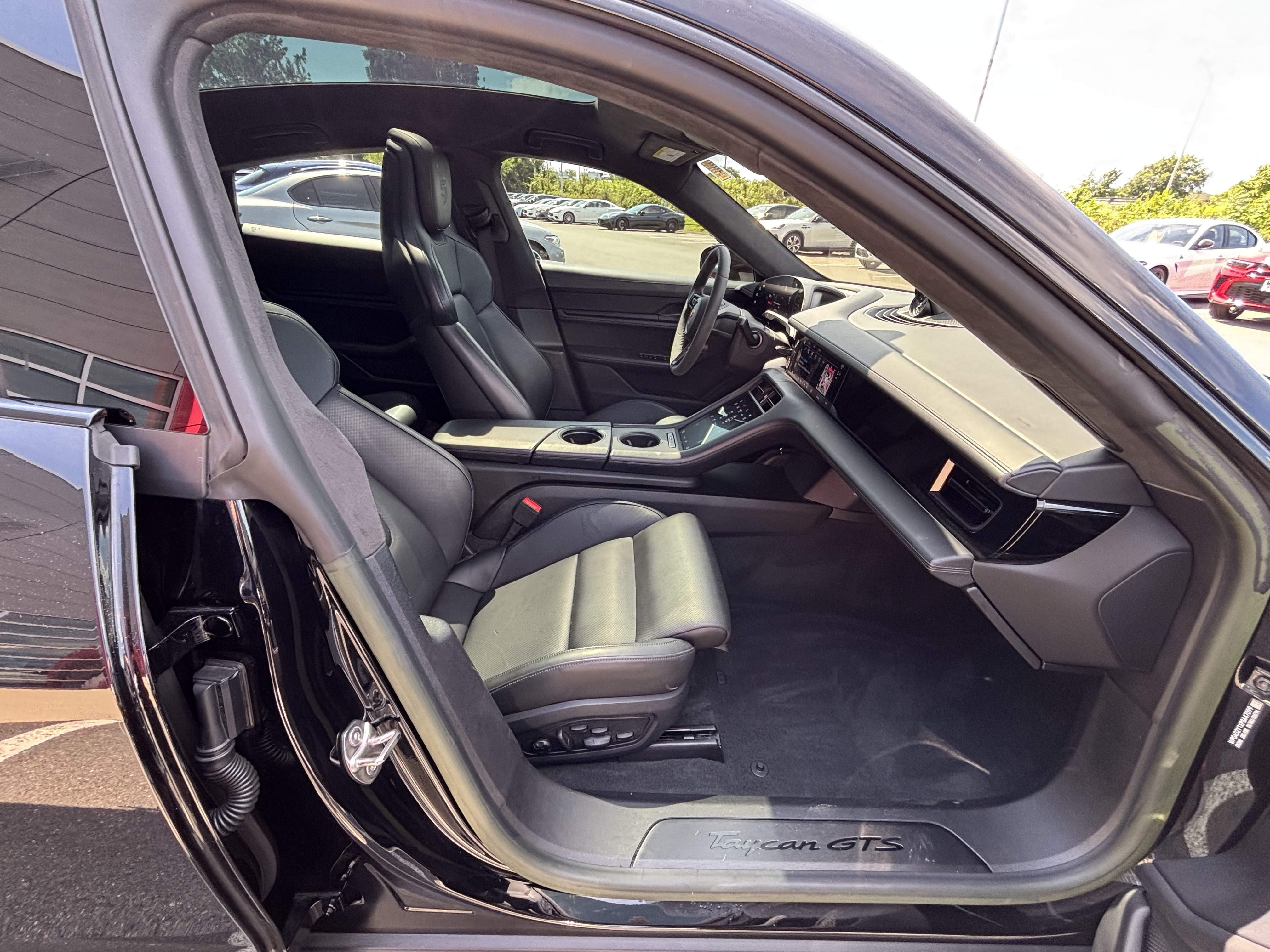 Used 2023 Porsche Taycan GTS AWD/4WD image 32