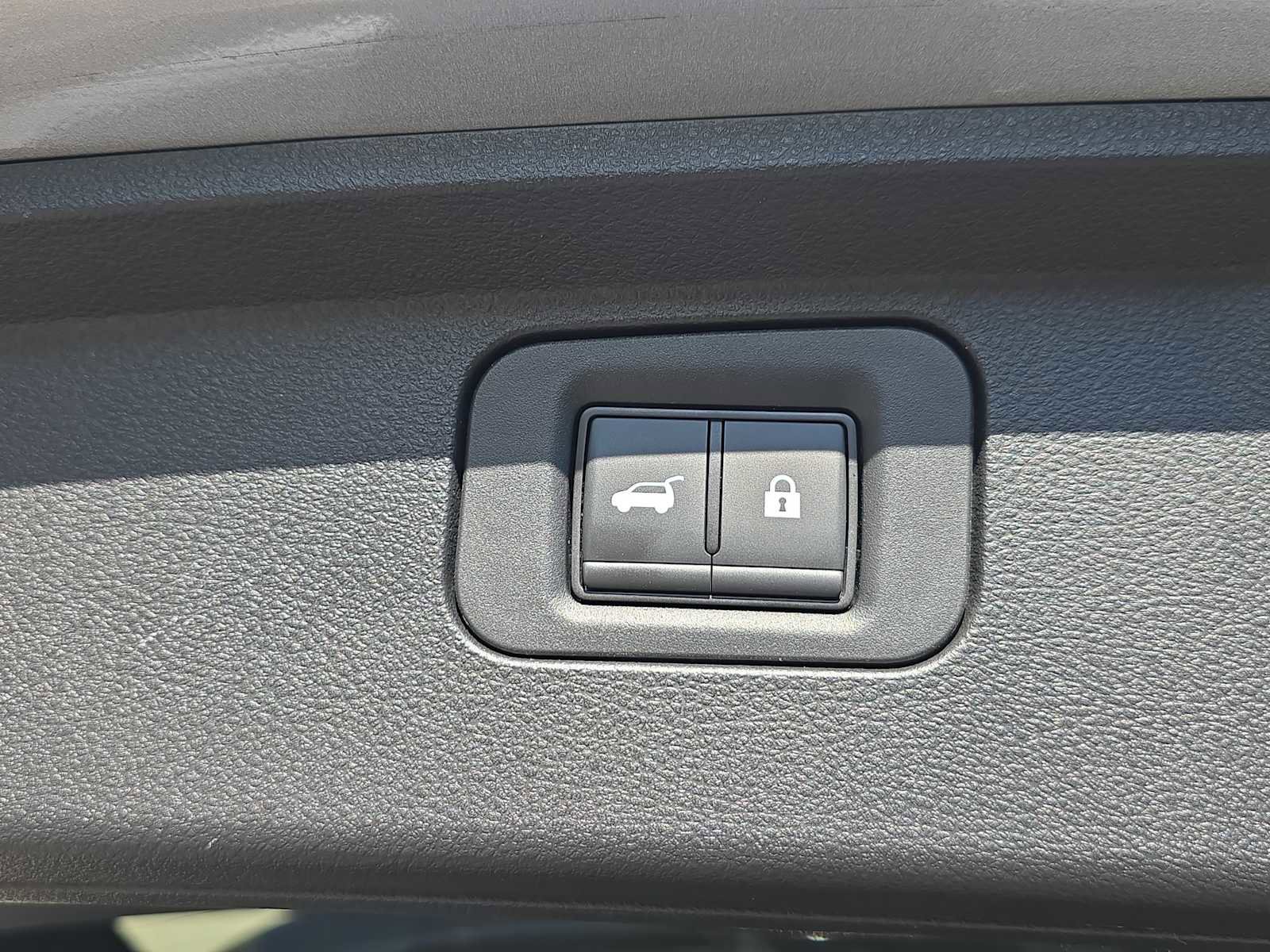 Certified 2025 INFINITI QX80 Sensory image 29