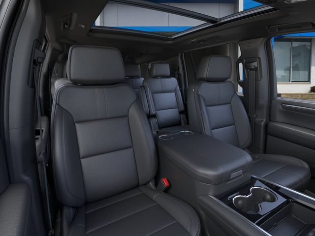 New 2026 Chevrolet Suburban RST w/ Comfort Package AWD/4WD image 16