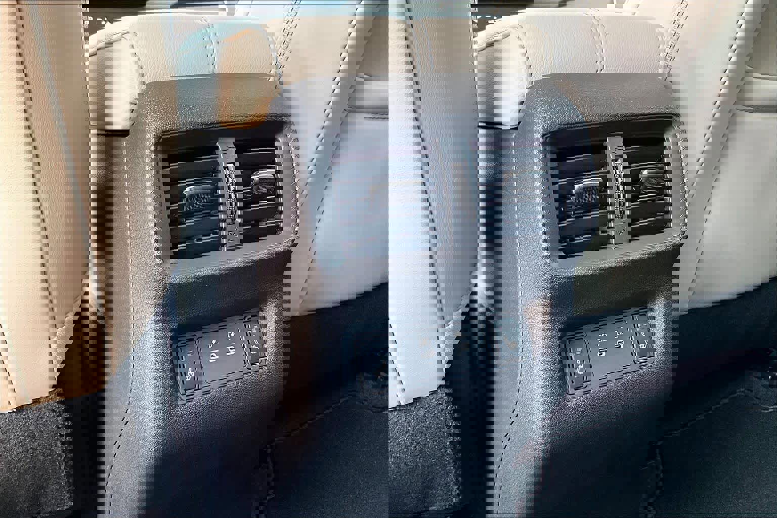 New 2026 Nissan Murano Platinum image 17