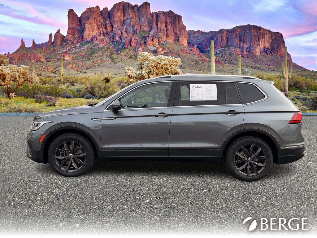 Used 2022 Volkswagen Tiguan SE image 3
