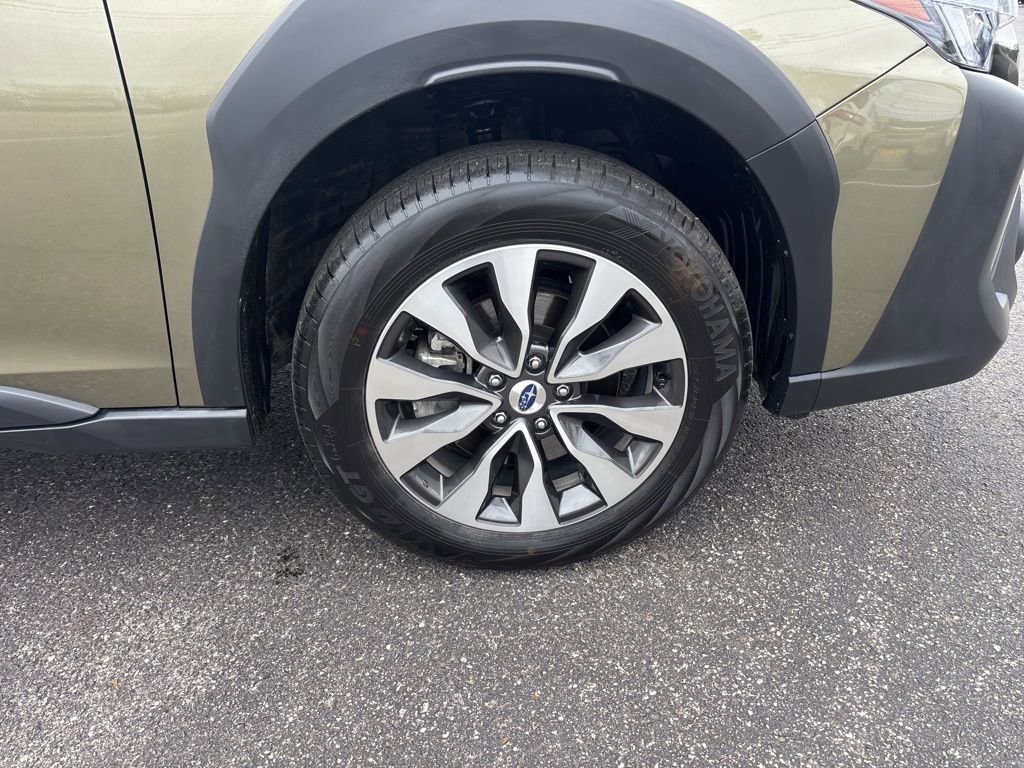 Certified 2025 Subaru Outback Limited XT image 9