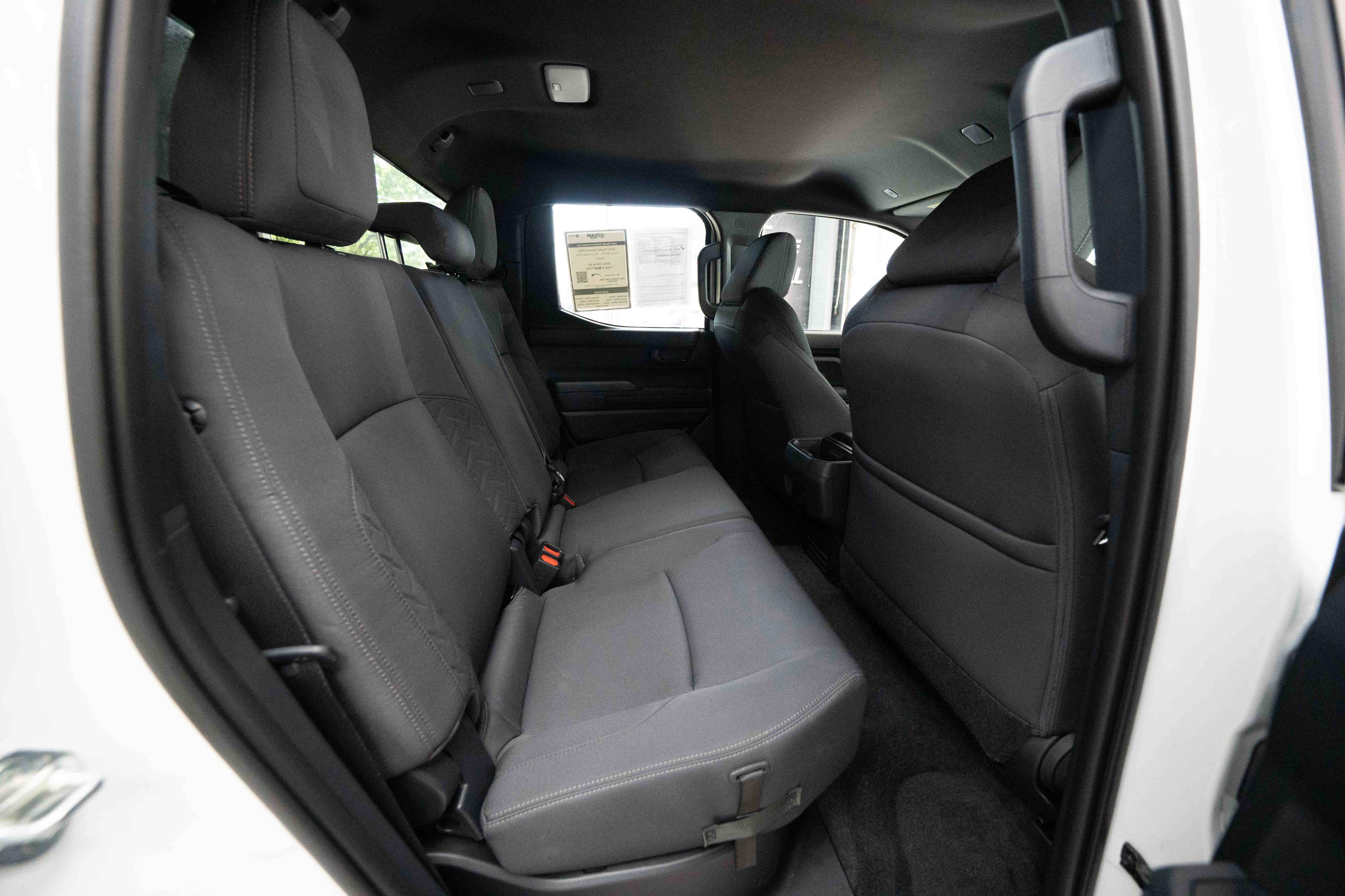 Used 2024 Toyota Tacoma SR5 AWD/4WD image 24